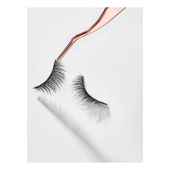 SIGMA BEAUTY Faux Mink Lashes in ‘LOVESTRUCK’ - 1 pair NIB (Lashes Only) - Picture 5 of 6